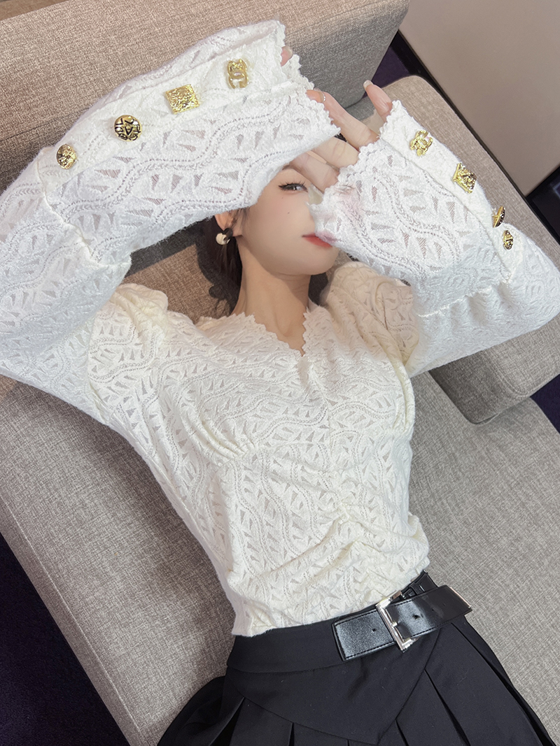 V-neck lace spring long sleeve shirt for women