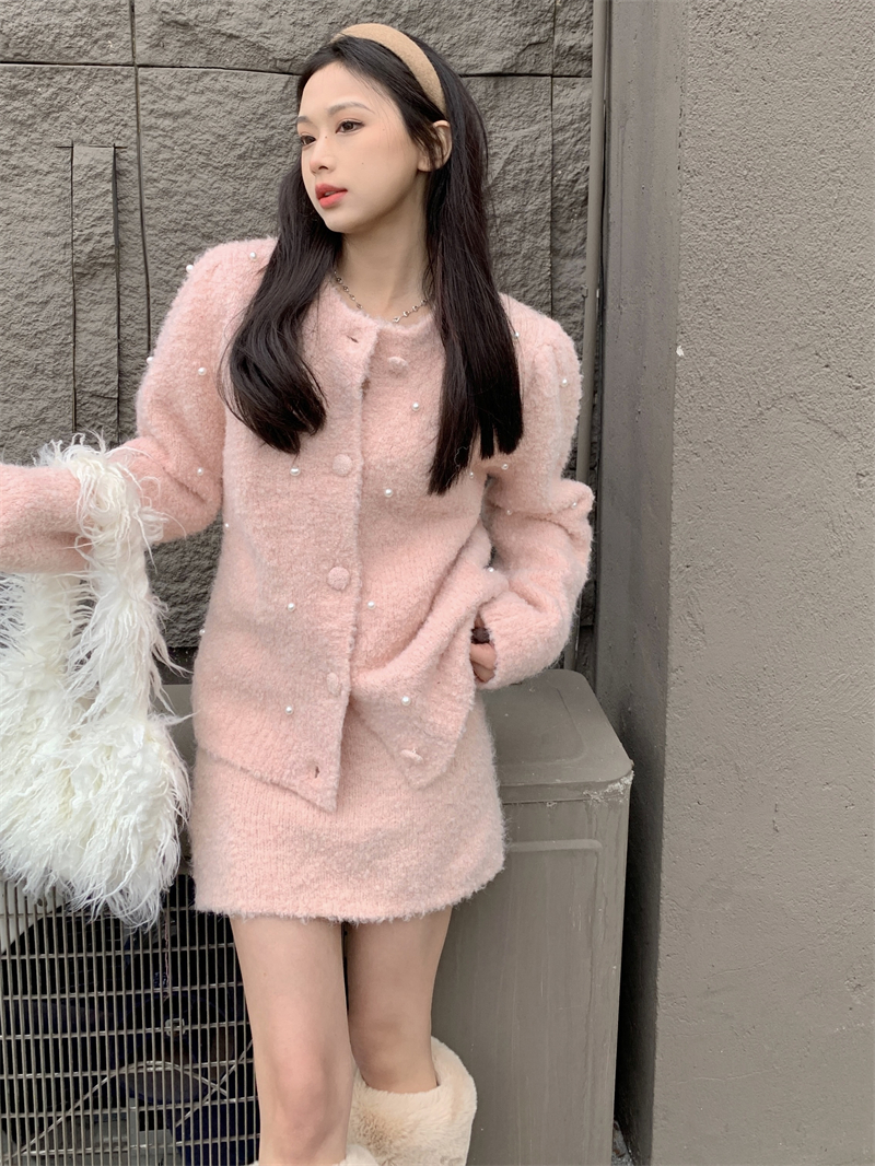 Pink pearl elmo coat sweet knitted short skirt