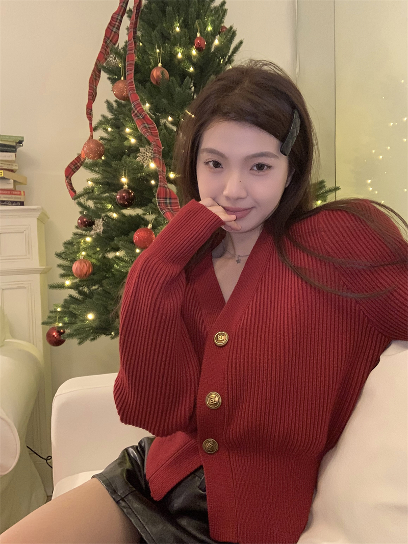 Tender short knitted coat red V-neck christmas sweater