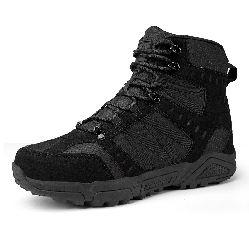 Outdoor sports boots