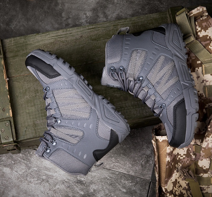 Outdoor sports boots