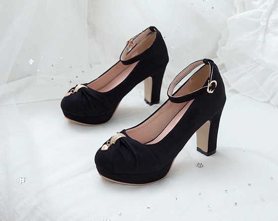 Thick Korean style shoes bow large yard high-heeled shoes