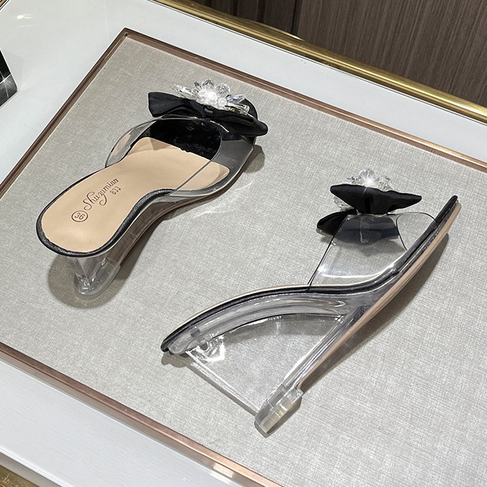 Slipsole sexy European style transparent slippers