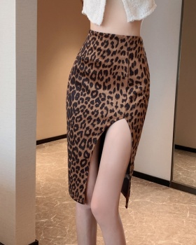 Split package hip spring leopard skirt for women