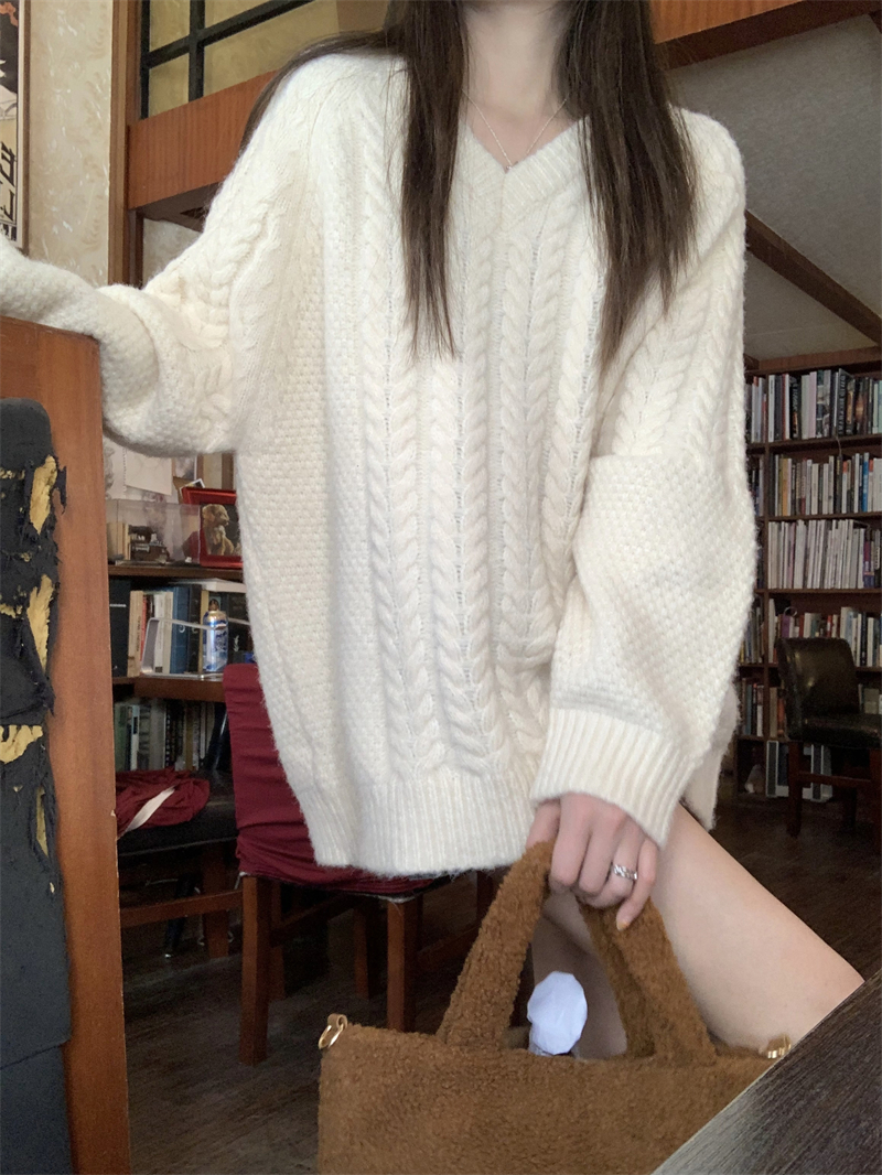 Loose twist long sleeve tops lazy slim retro sweater for women