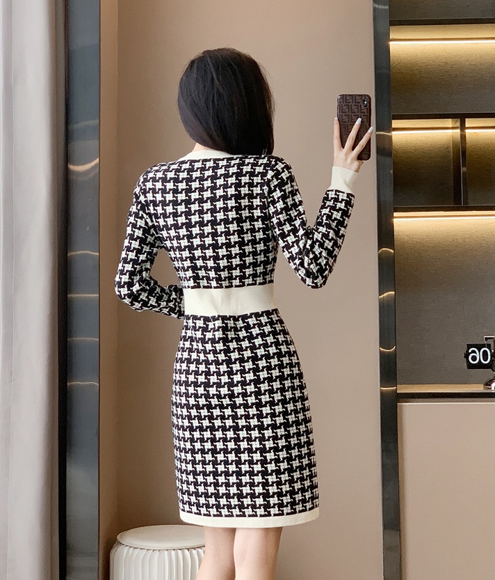 Knitted long dress fashion and elegant sweater dress for women