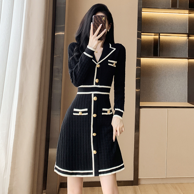 Knitted ladies temperament fashion and elegant dress