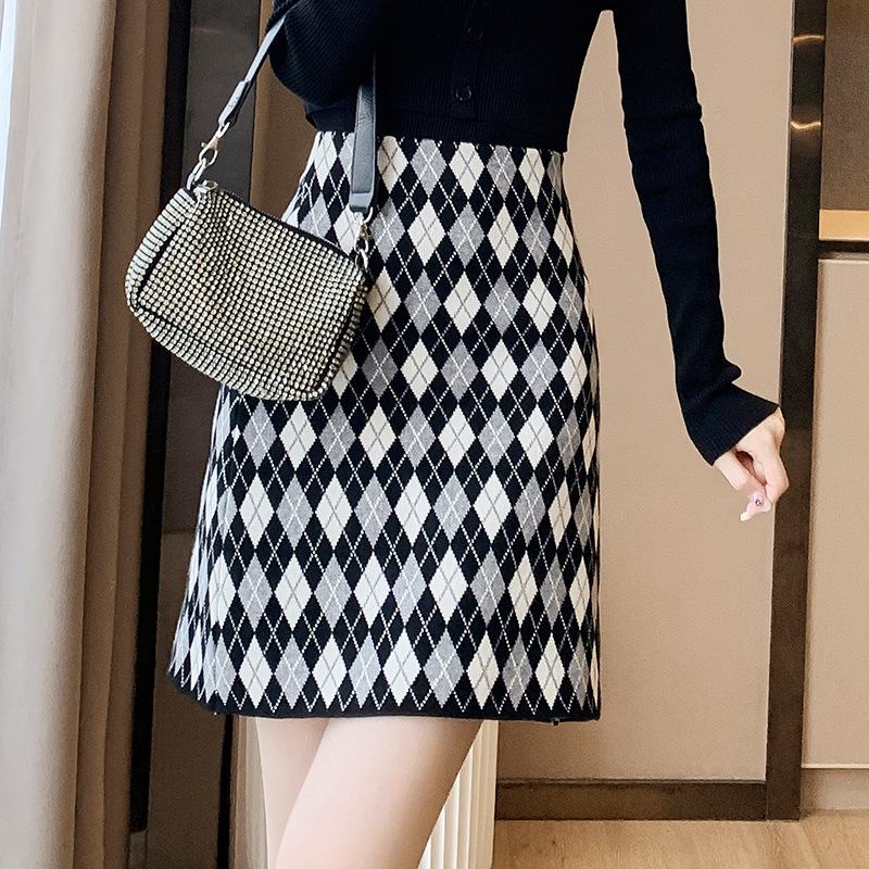 Fashion and elegant skirt jacquard short skirt for women