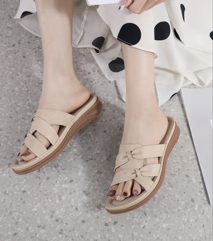 Portable slippers European style sandals for women
