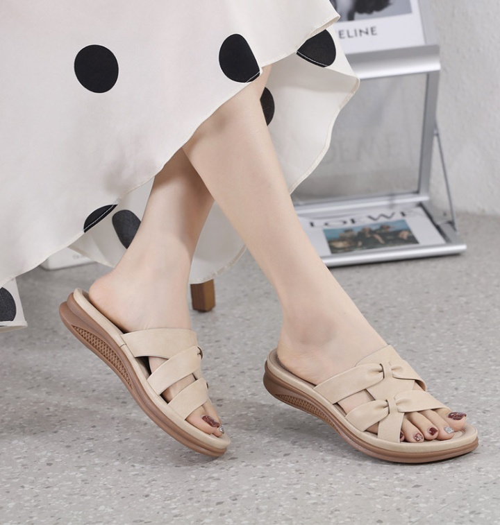 Portable slippers European style sandals for women