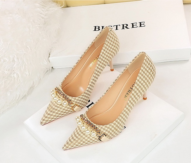 Chain metal houndstooth shoes pearl pointed stilettos