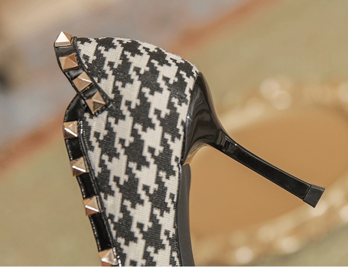 Sheepskin spring shoes rivets high-heeled shoes for women