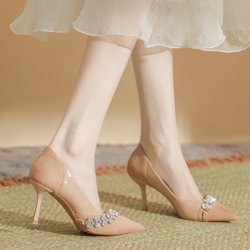 Pointed high-heeled shoes stitching leather shoes