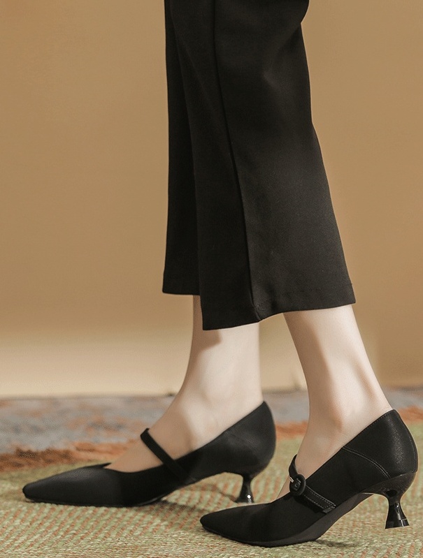 Pure spring and summer low sheepskin pointed shoes for women