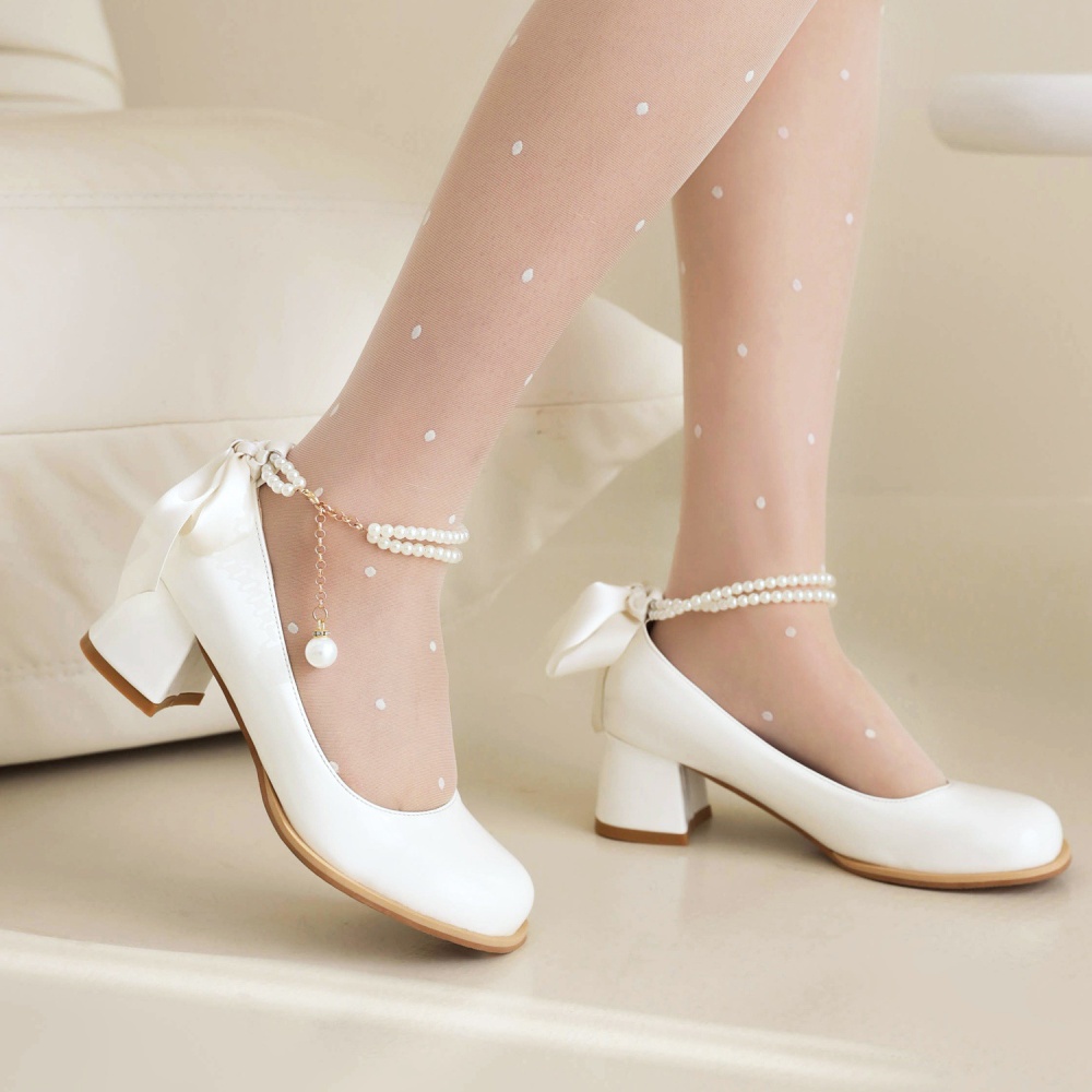 Thick round beads spring shoes