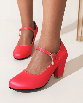 High-heeled large yard shoes for women