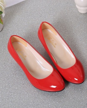 Show low leather shoes thick pointed shoes for women
