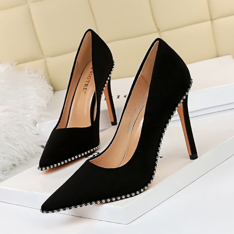 Sexy fine-root slim broadcloth low chain shoes for women