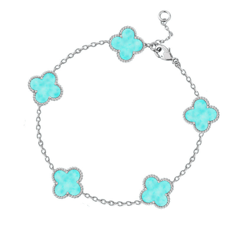 Light-blue bracelets clover clavicle necklace