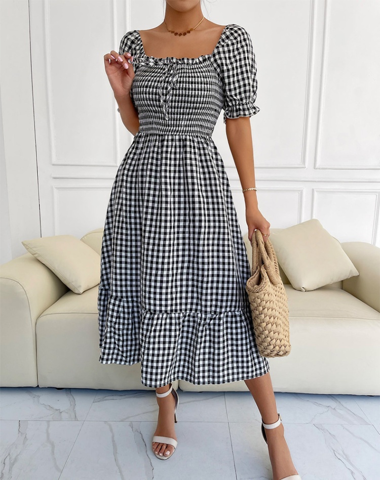 Retro spring and summer plaid vacation square collar dress
