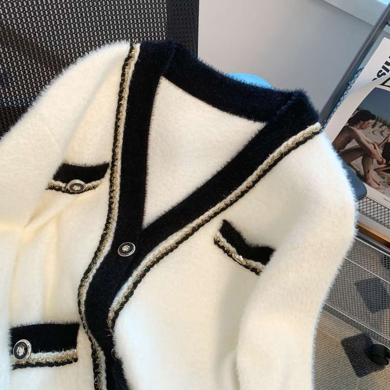 V-neck mink velvet sweater fashion and elegant ladies cardigan