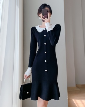 Knitted inside the ride T-back doll collar dress for women
