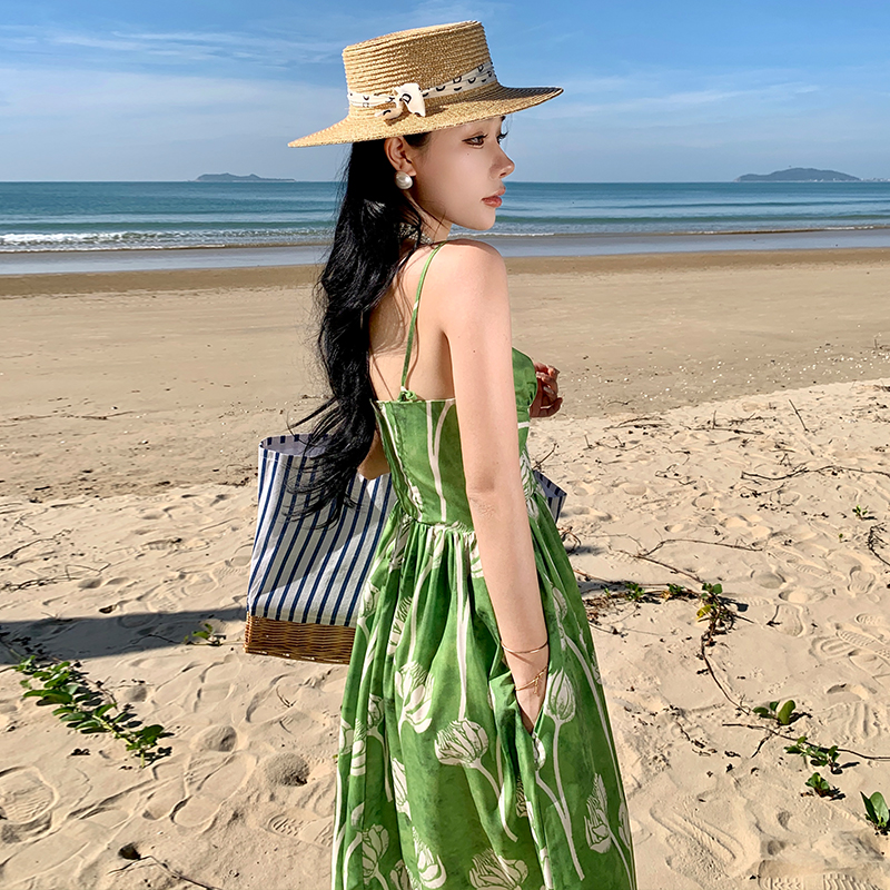 Green pinched waist dress sling small strap beach dress