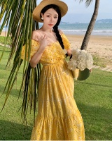 Embroidery wrapped chest vacation long dress
