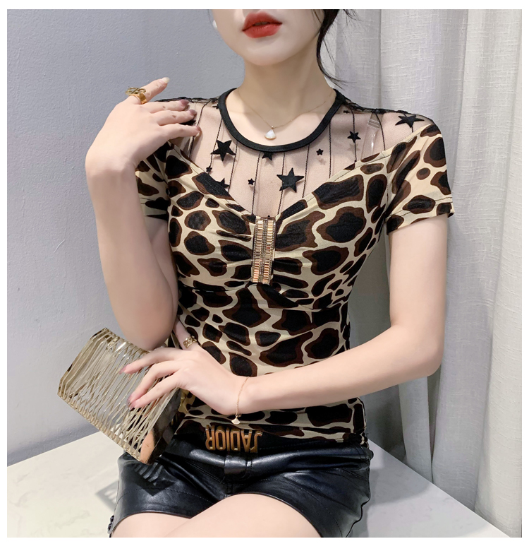 Round neck T-shirt big leopard tops for women