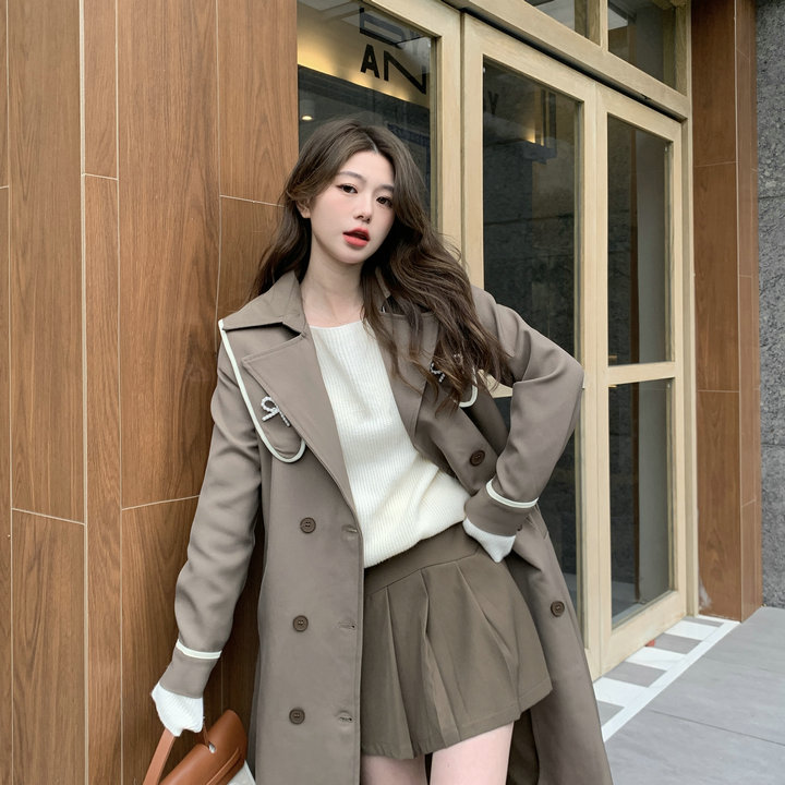 Slim court style tender all-match coat for women