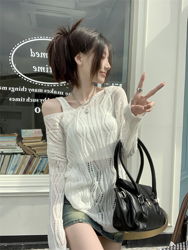 Korean style slim wear sweater hollow V-neck smock