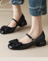 Bow low shoes large yard leather shoes for women