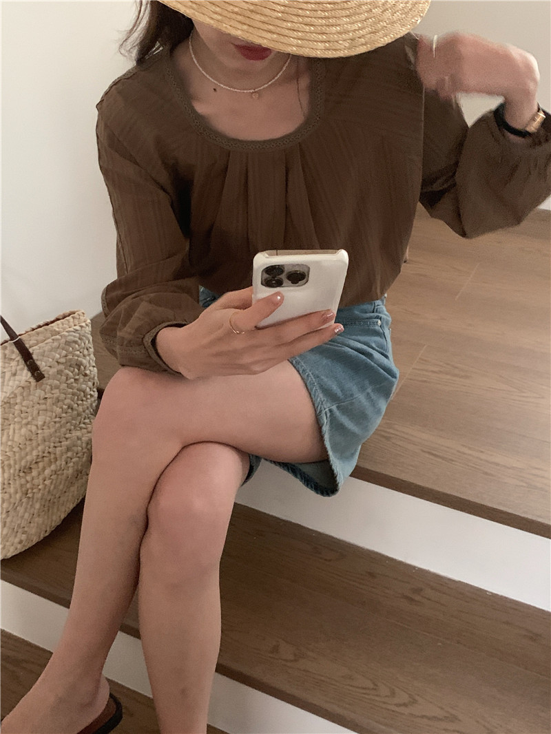 Long sleeve splice lace round neck simple shirt