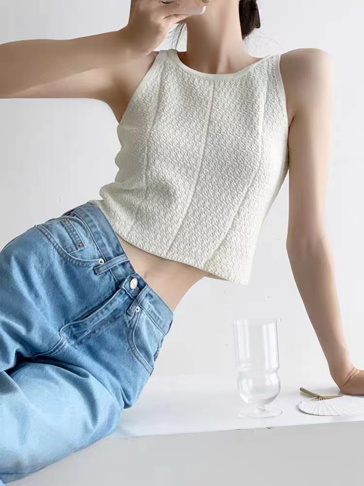 Fashion and elegant sweater sleeveless vest for women