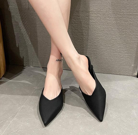 Korean style fine-root pointed middle-heel slippers for women