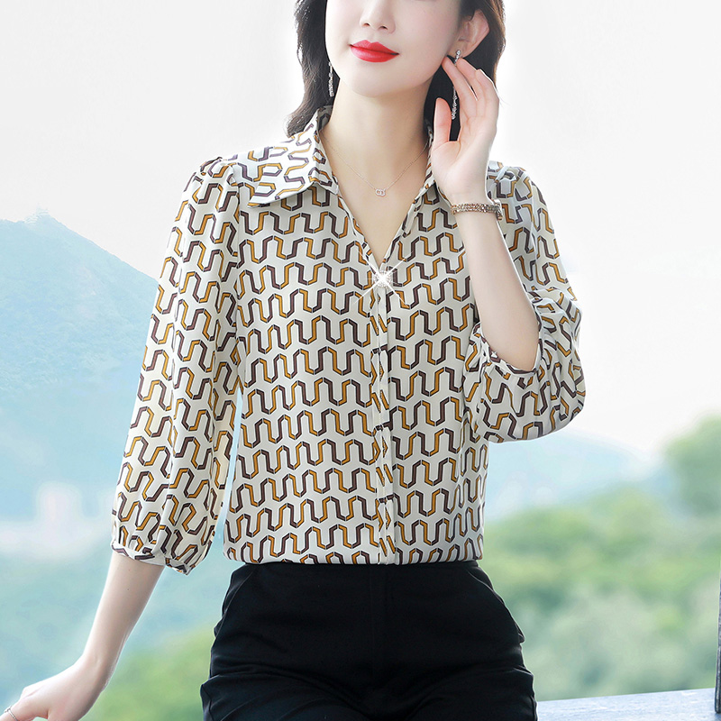 Spring and summer shirt printing tops for women