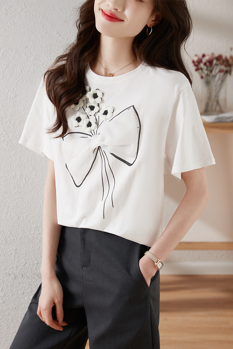 Cotton stereoscopic flowers short sleeve T-shirt for women