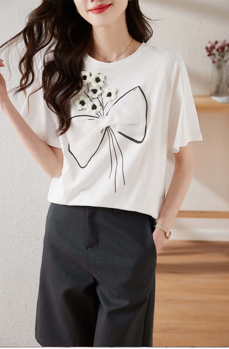 Cotton stereoscopic flowers short sleeve T-shirt for women