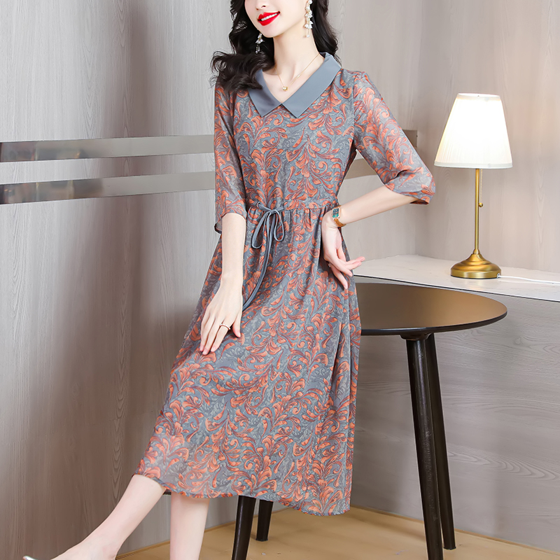 Spring and summer floral dress for women