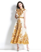 Court style long sleeveless spring and summer dress