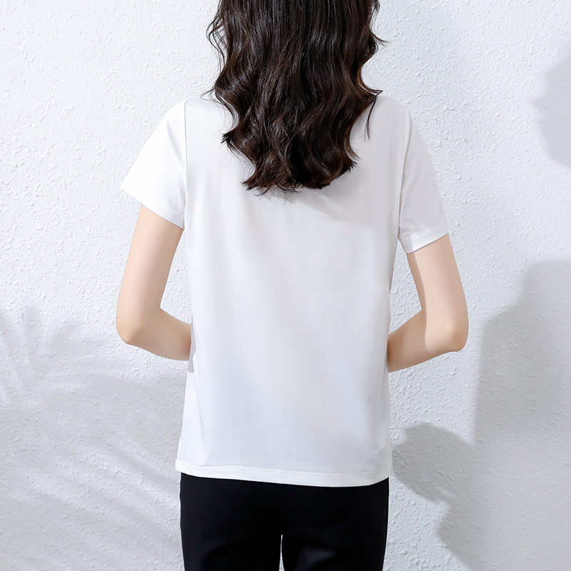 Short sleeve silky satin non-ironing T-shirt for women