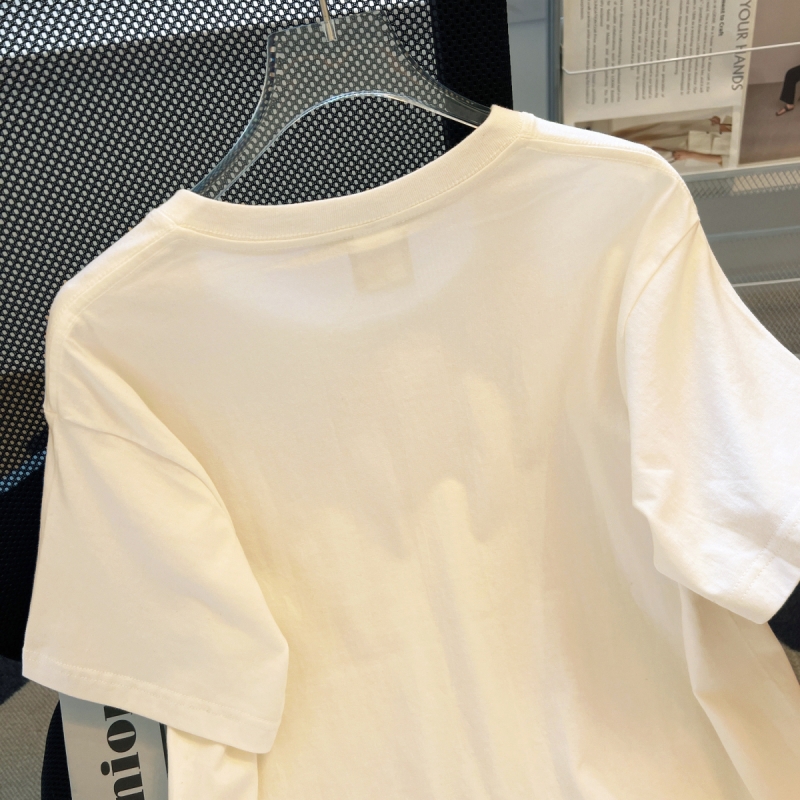 Short sleeve T-shirt tops for women
