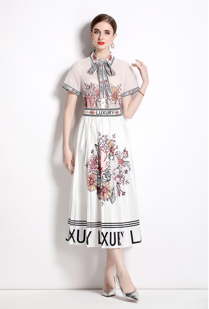 Spring and summer printing skirt fashion shirt a set