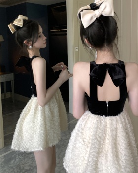 Black-white decoration hollow halter bow splice dress