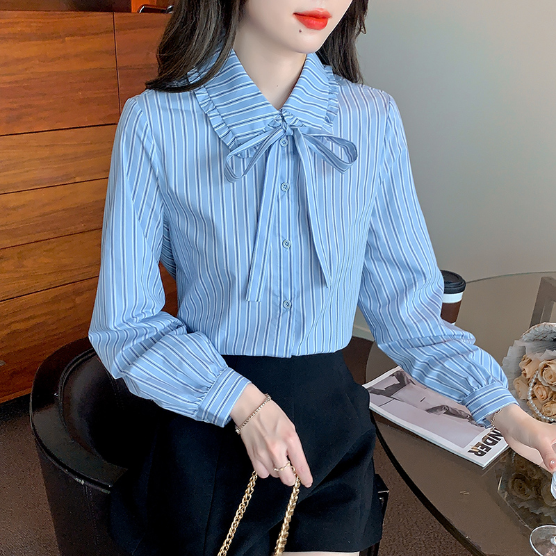 Raglan sleeve stripe shirt small spring tops for women