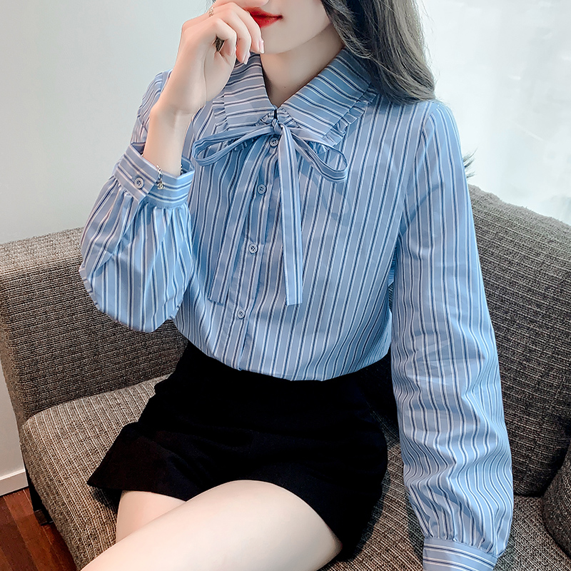 Raglan sleeve stripe shirt small spring tops for women