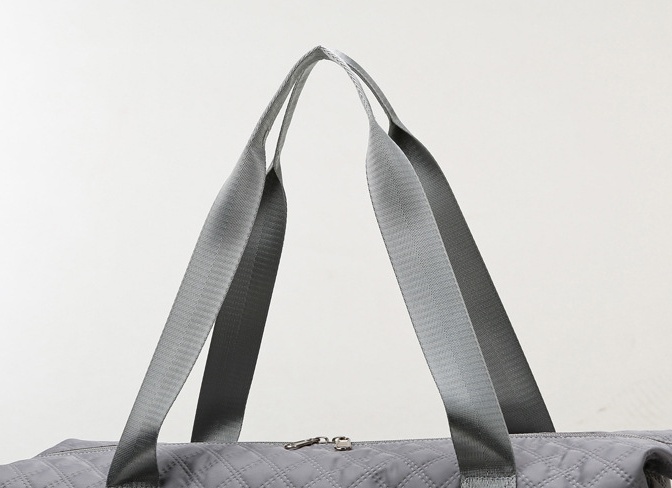 Portable shoulder bag travel bag for women