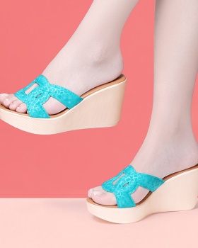 Summer slipsole platform fashion thick crust slippers