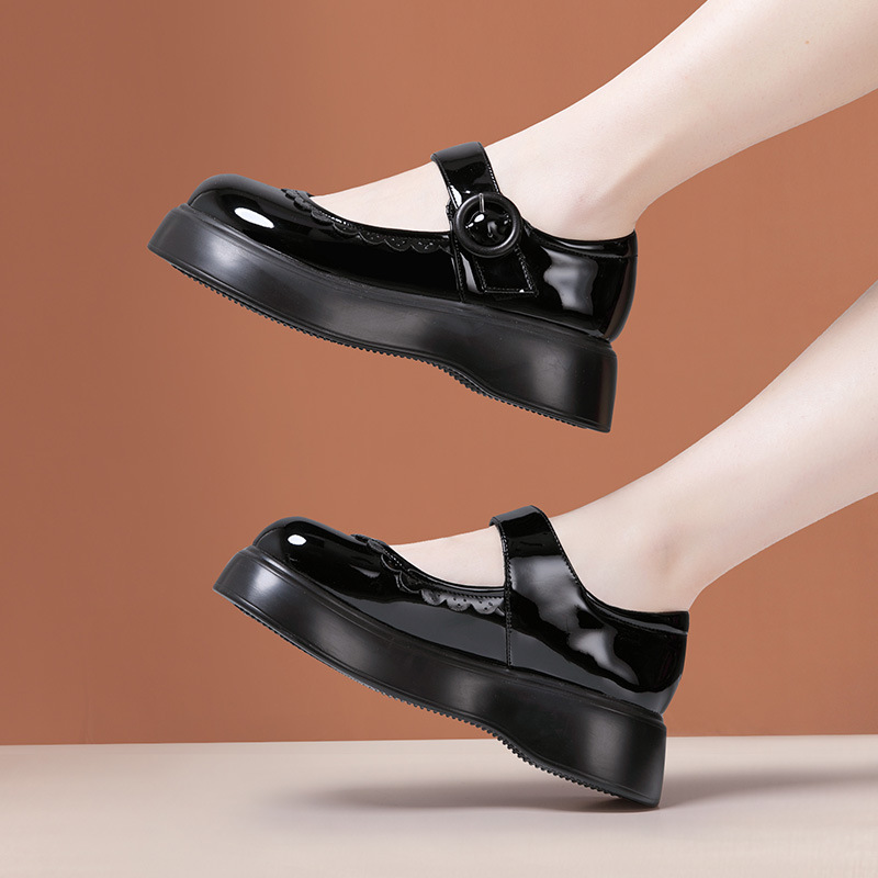 Small shoes patent leather leather shoes for women