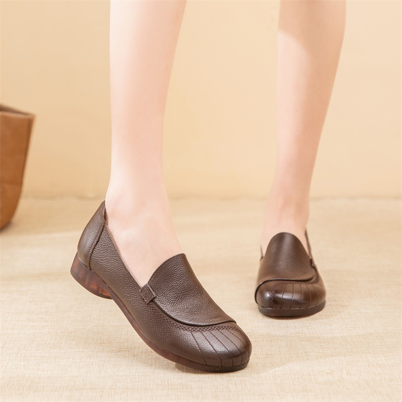 Antiskid middle-aged cozy soft soles shoes for women